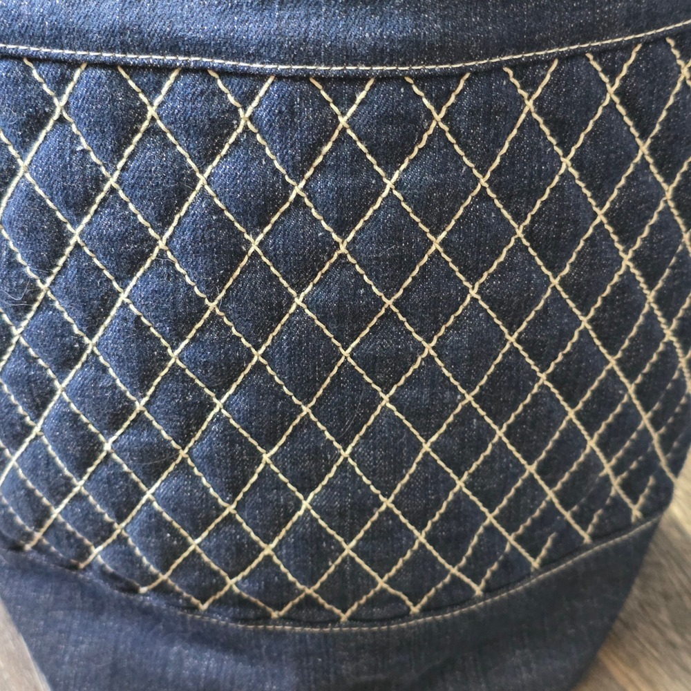 Vera Bradley Dark Wash Denim Diamond Lattice Embroidered Shoulder Bag Blue Hobo - Picture 7 of 11